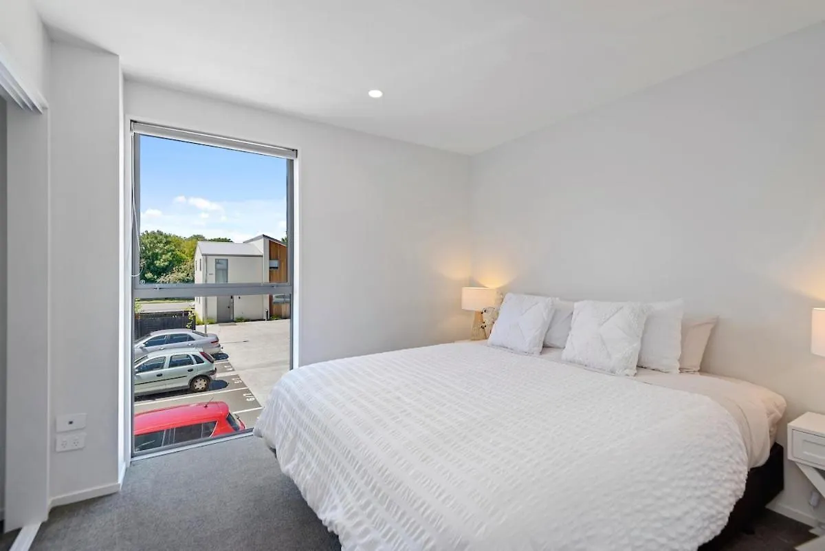 5 Minute Walk To Arena & Stadium Christchurch